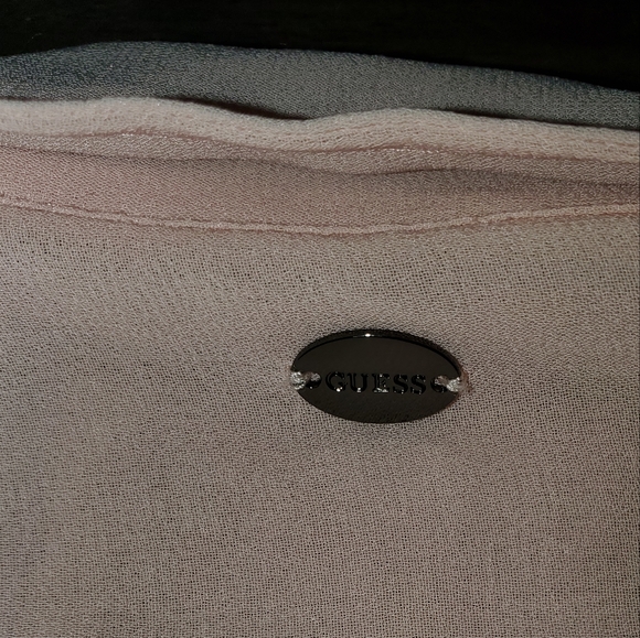 Guess Light pink flowy button up tank size small - Picture 6 of 6